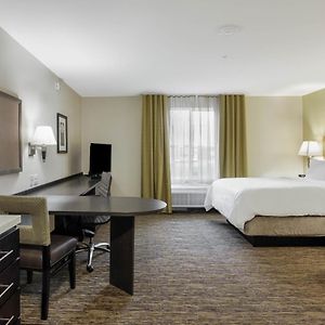 Studio King Suite Communications Accessible